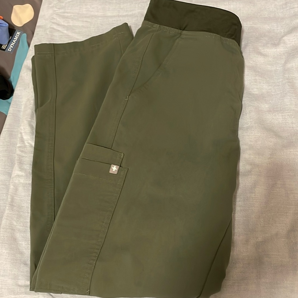 Figs Scrub Bottoms Small Olive Green